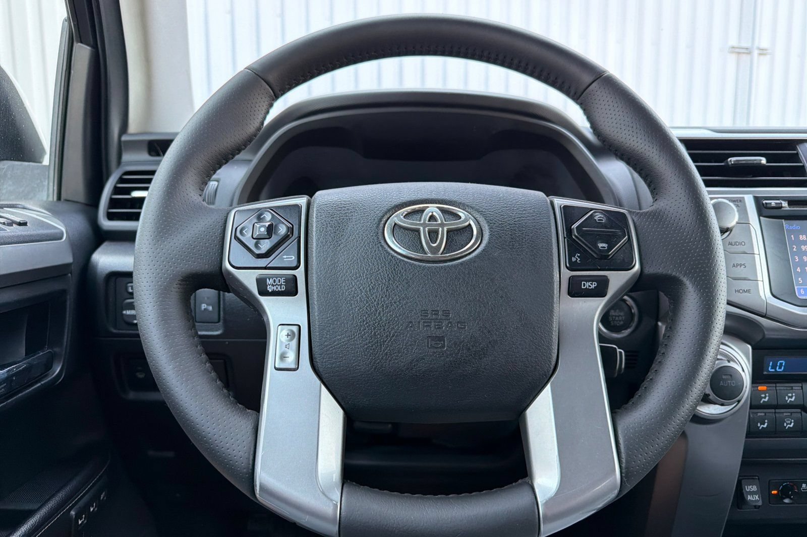 Used 2016 Toyota 4Runner Limited AWD/4WD image 23