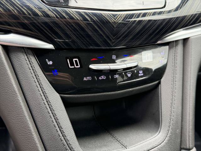 Used 2024 Cadillac XT6 Premium Luxury w/ LPO, Floor Liner Package AWD/4WD image 33