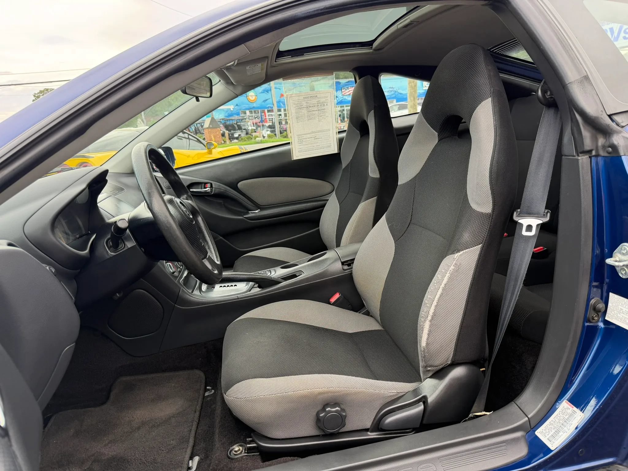 Used 2003 Toyota Celica GT FWD image 11