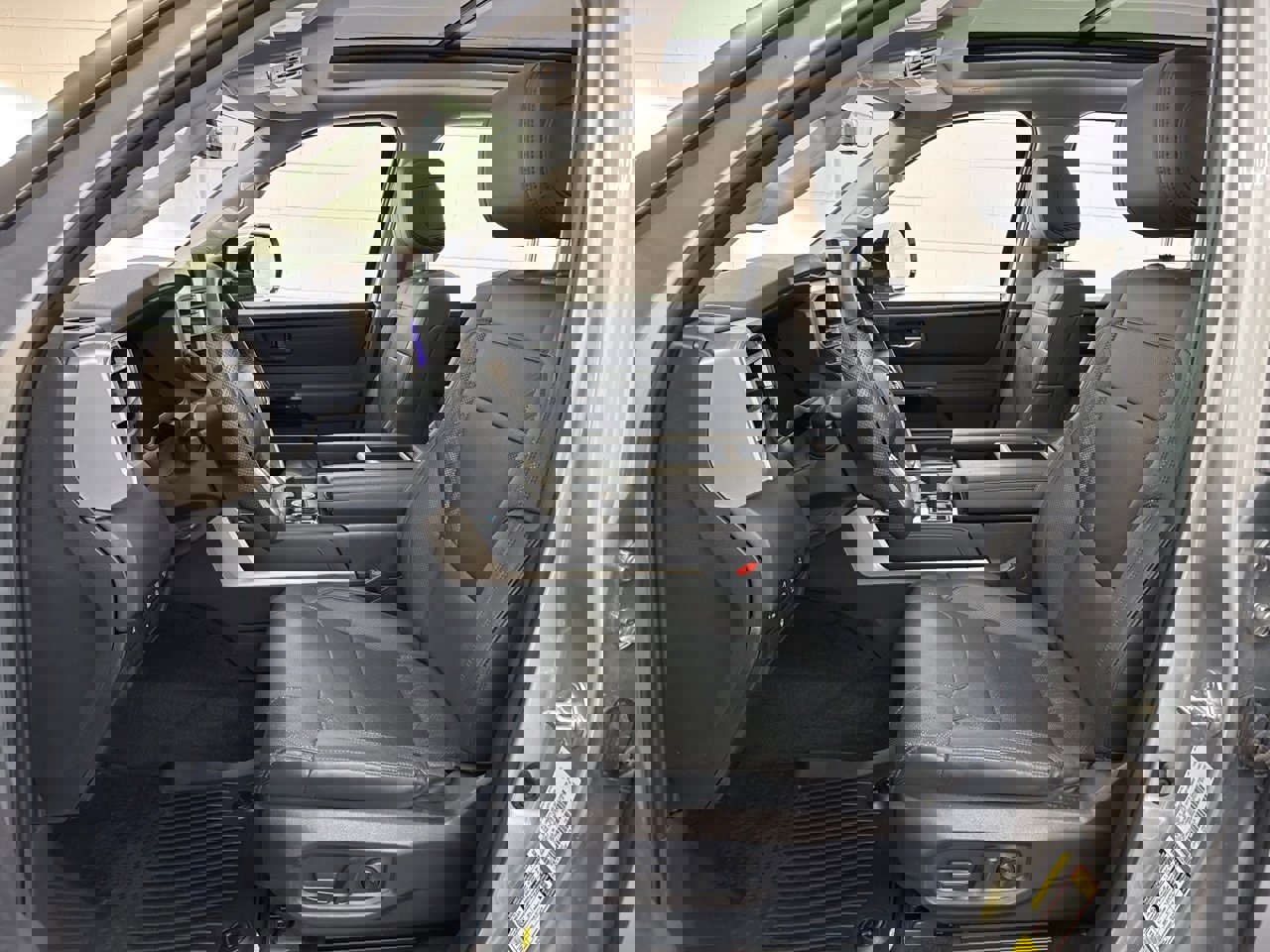 Used 2024 Toyota Tundra Limited image 14