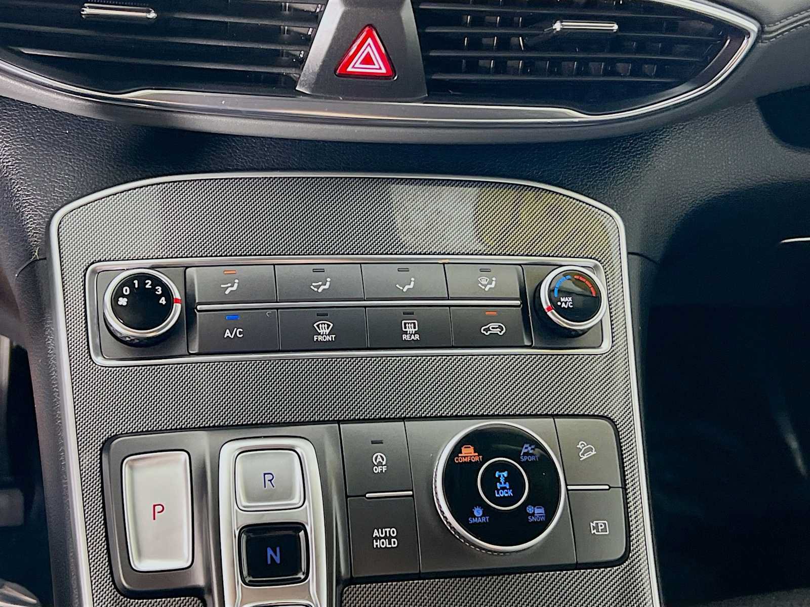 Certified 2023 Hyundai Santa Fe SE AWD/4WD image 16