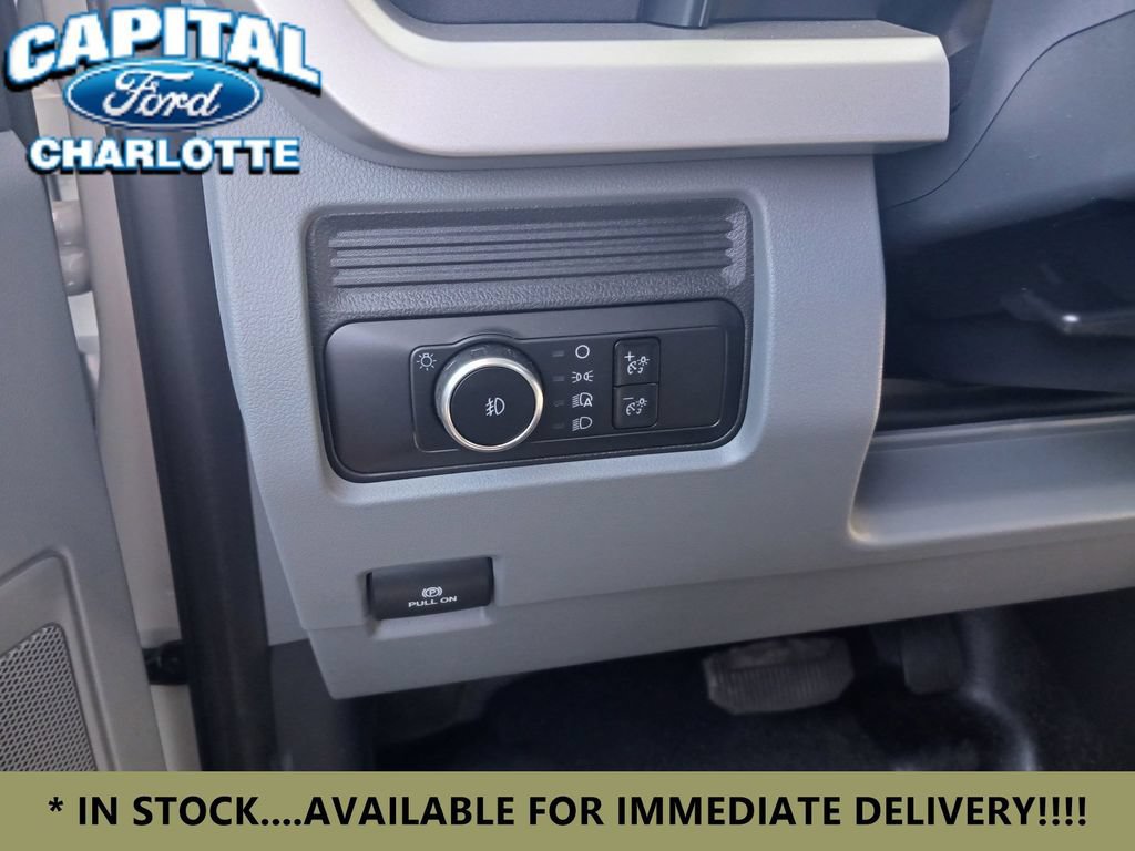 New 2024 Ford F450 XL w/ XL Chrome Package RWD image 12
