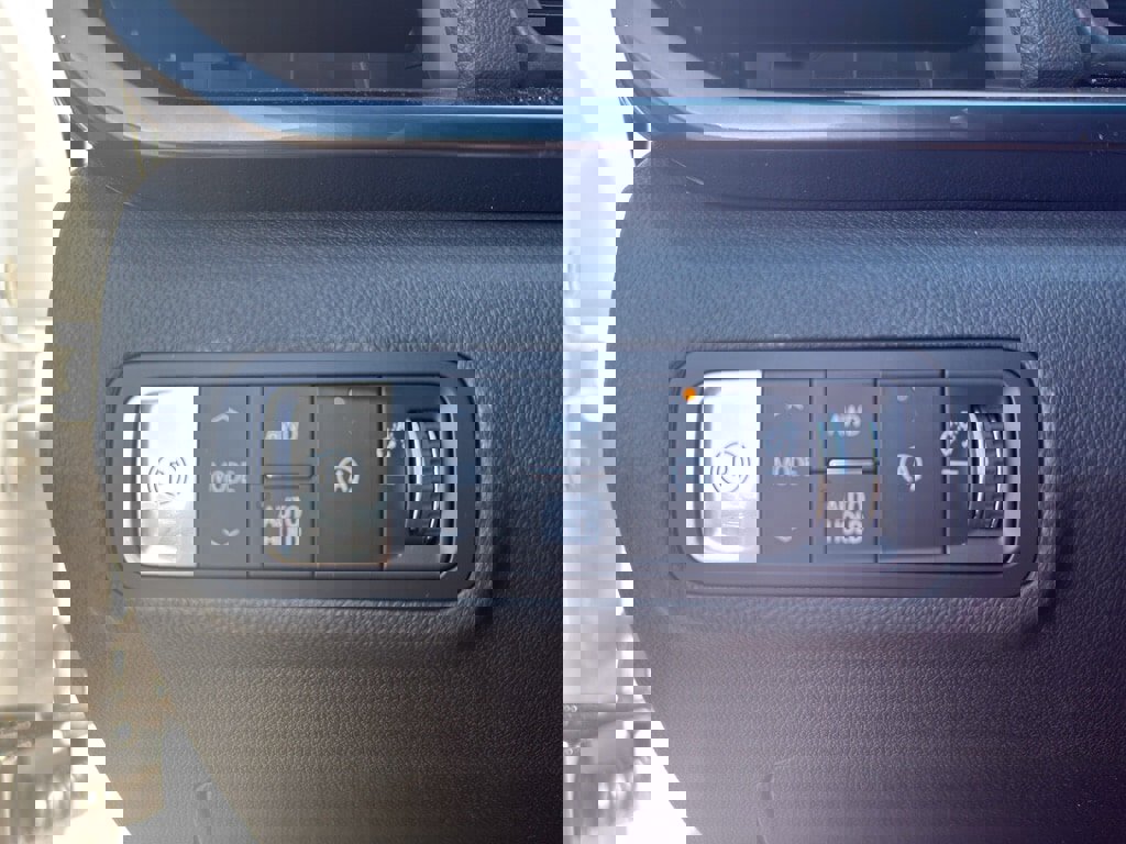 New 2026 GMC Terrain AT4 w/ Convenience Package III image 17