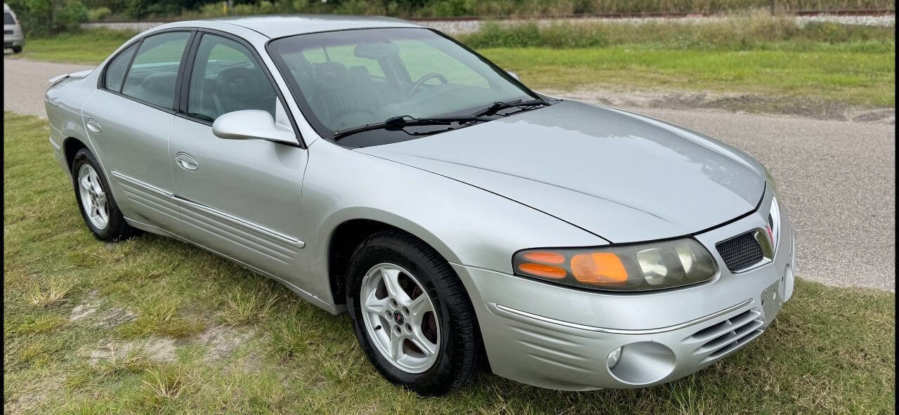 Used 2001 Pontiac Bonneville SE w/ 1SC Opt Pkg image 2