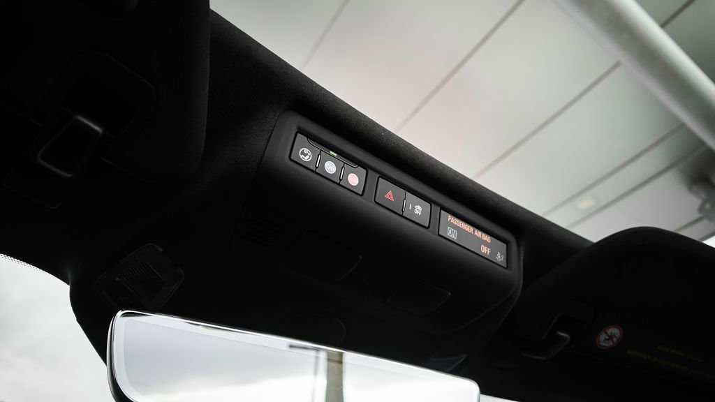 Used 2023 Chevrolet Corvette Stingray Premium Conv w/ Z51 Performance Package image 38