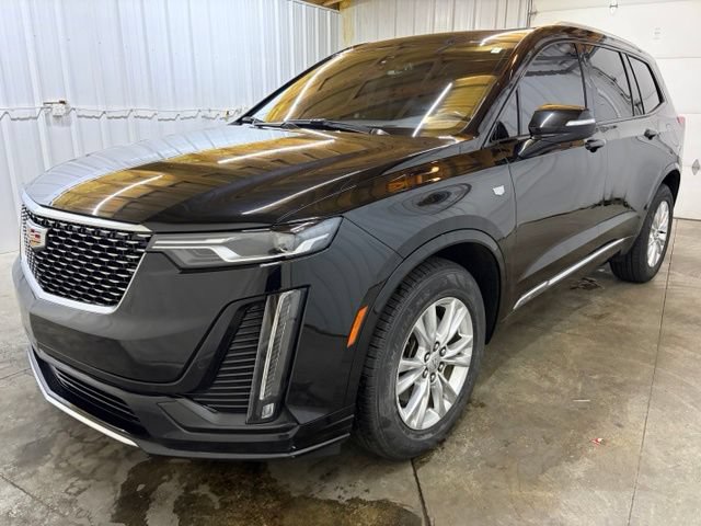 Used 2024 Cadillac XT6 Luxury w/ LPO, Floor Liner Package AWD/4WD image 3