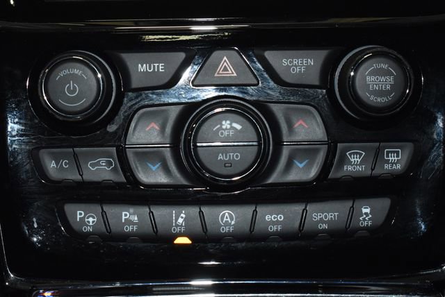 Certified 2020 Jeep Grand Cherokee Summit image 20