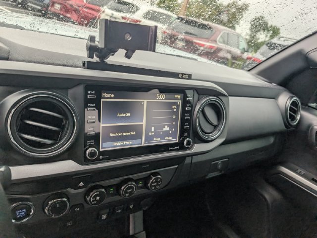 Used 2020 Toyota Tacoma TRD Off-Road AWD/4WD image 20