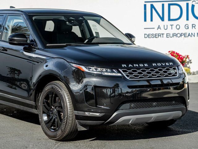 Used 2023 Land Rover Range Rover Evoque S image 5