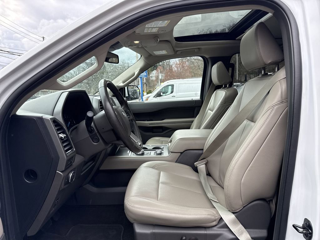 Used 2021 Ford Expedition XLT image 17