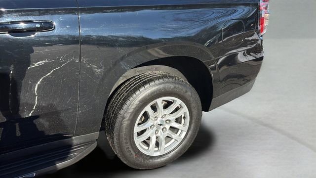 Used 2021 Chevrolet Suburban LT w/ Rear Media and Nav Package image 36