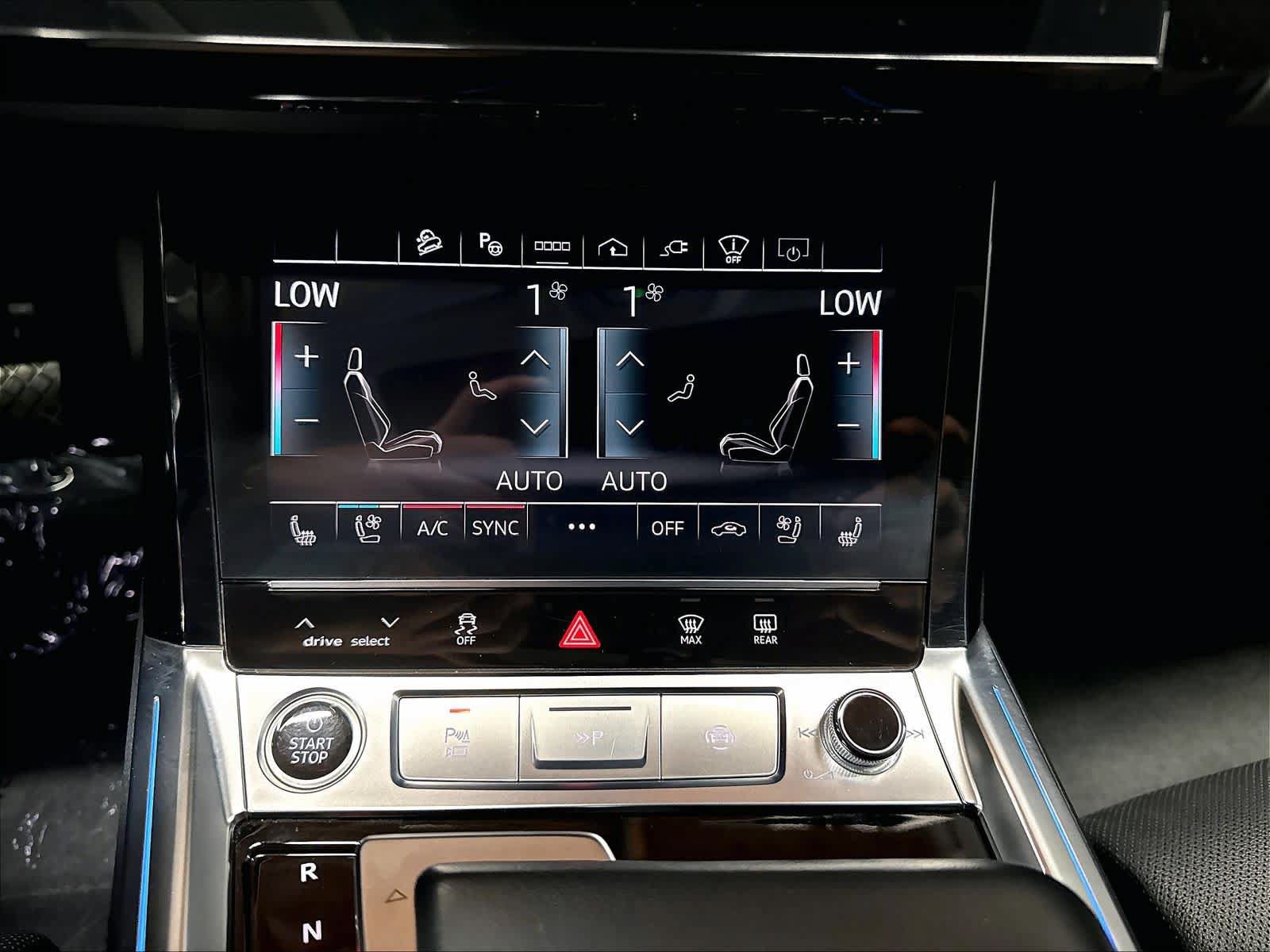 Certified 2024 Audi Q8 e-tron Premium Plus w/ Prestige Package AWD/4WD image 32