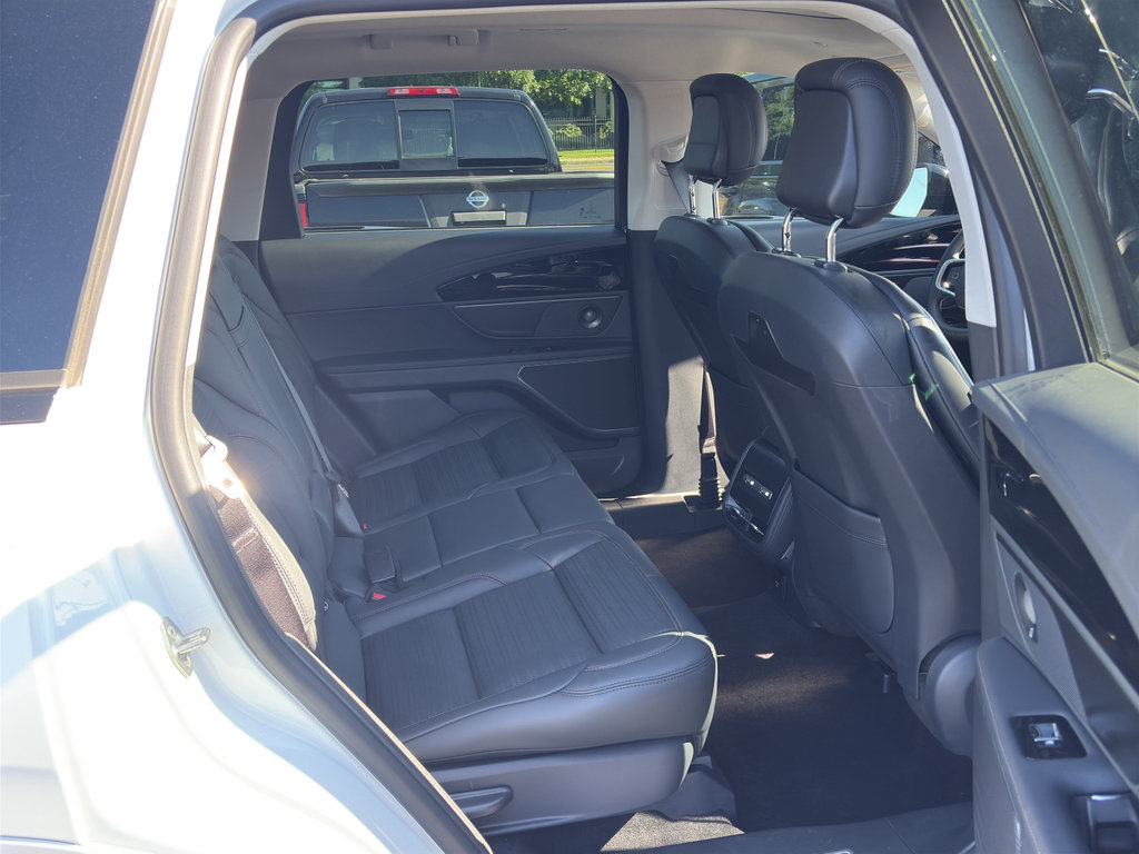 Used 2026 Lincoln Nautilus Reserve AWD/4WD image 17