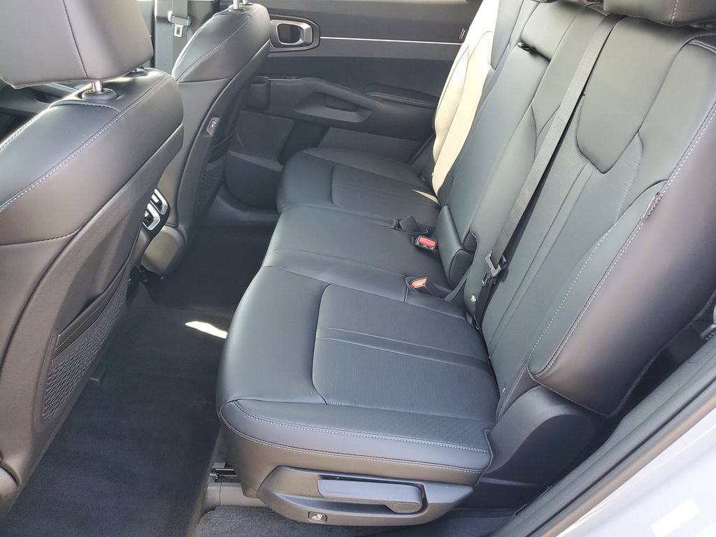 New 2026 Kia Sorento S w/ S Panoramic Sunroof Package FWD image 21