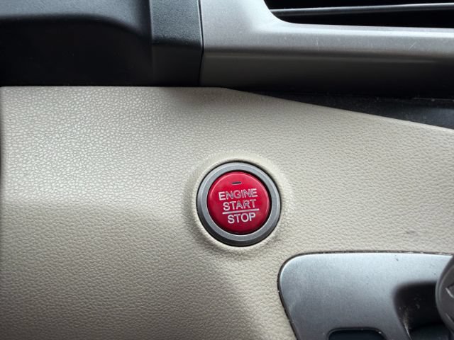 Used 2016 Honda Odyssey SE image 23