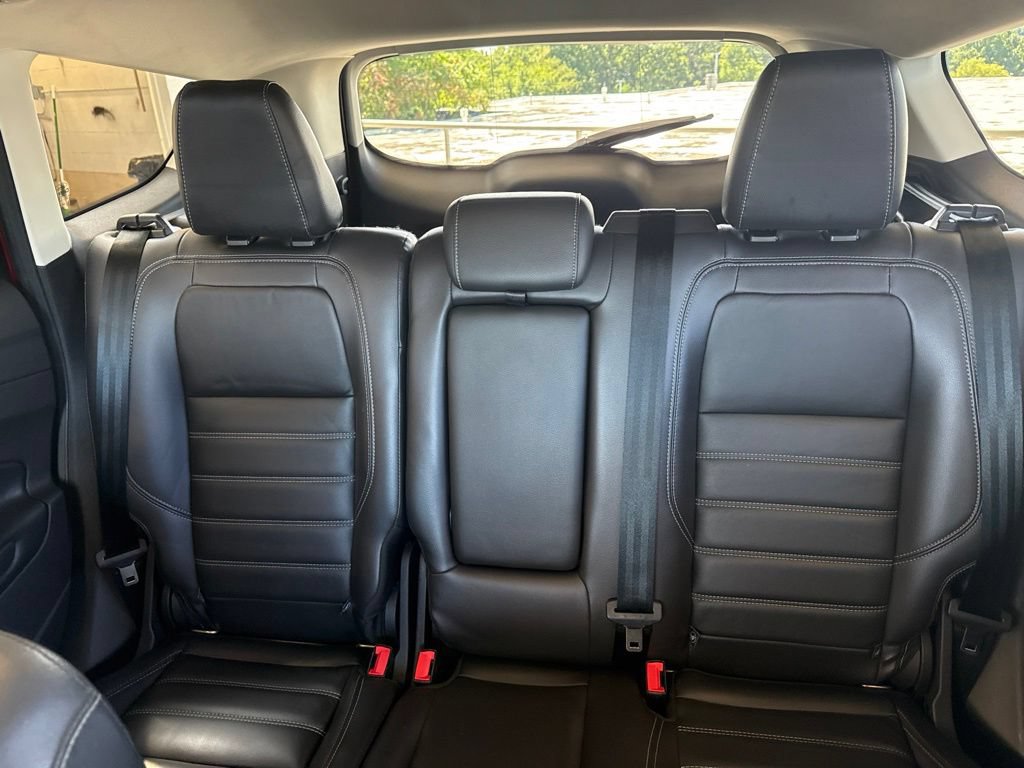 Used 2017 Ford Escape Titanium AWD/4WD image 25