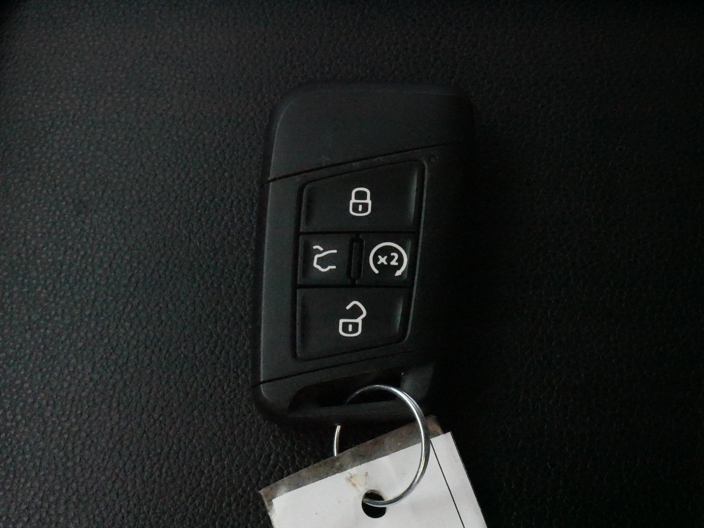 Used 2021 Volkswagen Atlas SEL AWD/4WD image 30