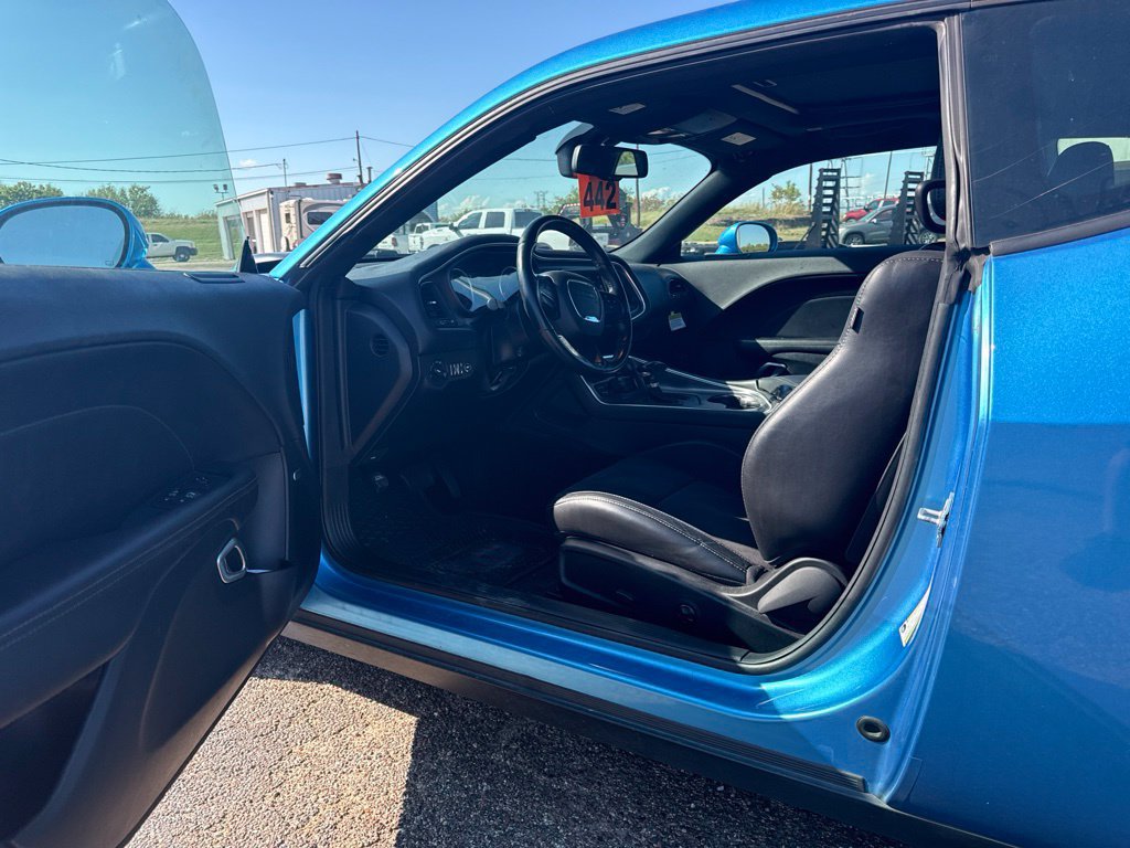 Used 2018 Dodge Challenger R/T Scat Pack RWD image 8