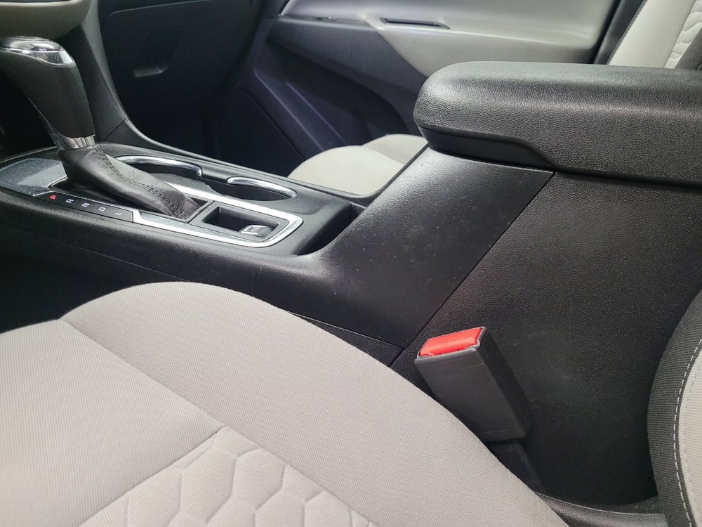 Used 2021 Chevrolet Equinox LS w/ LS Convenience Package FWD image 26