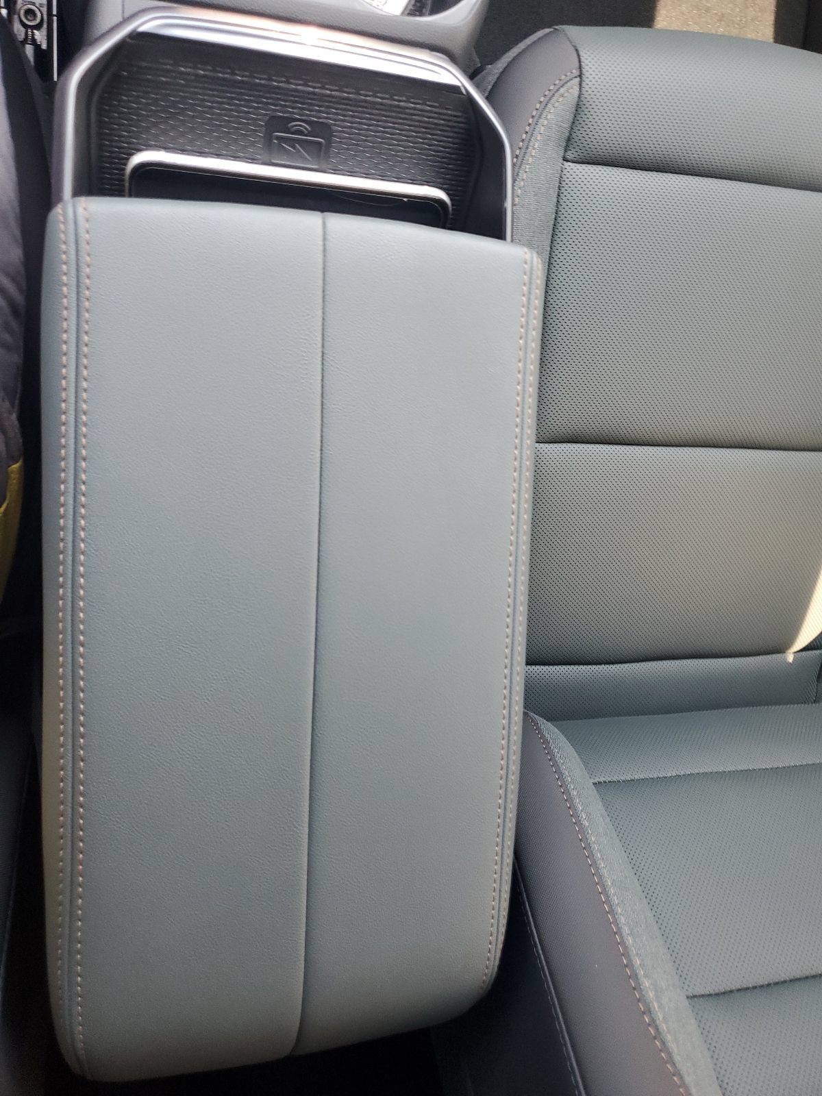 New 2026 GMC Terrain AT4 w/ Technology Package II AWD/4WD image 29