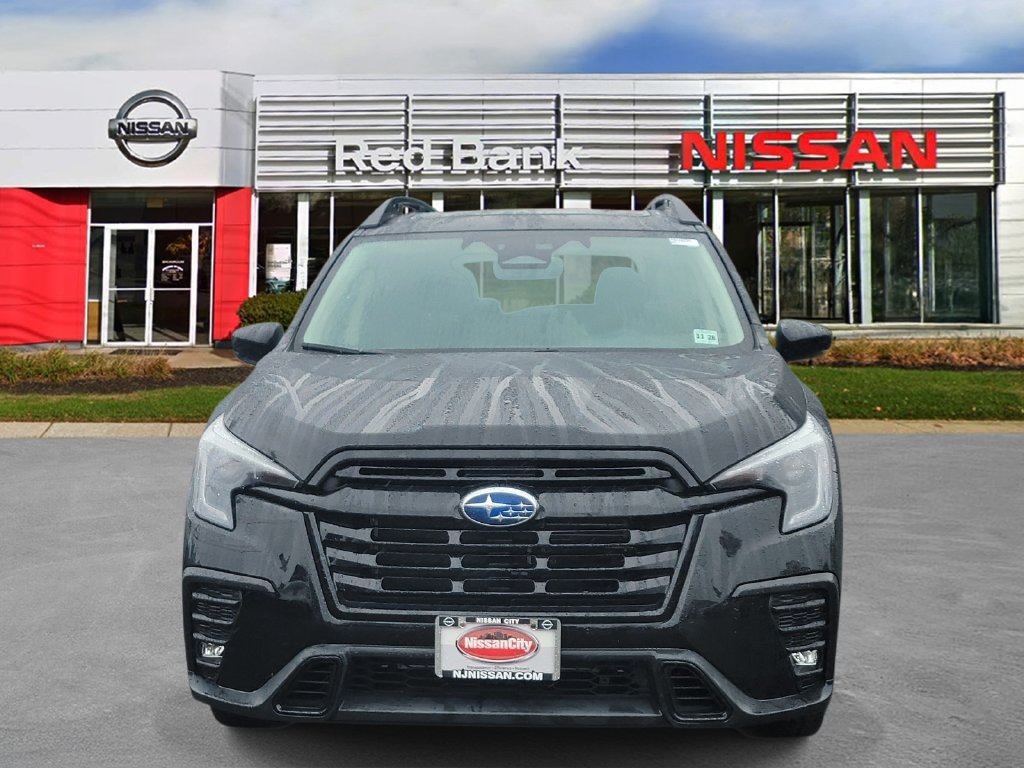 Used 2024 Subaru Ascent Onyx Edition AWD/4WD image 2