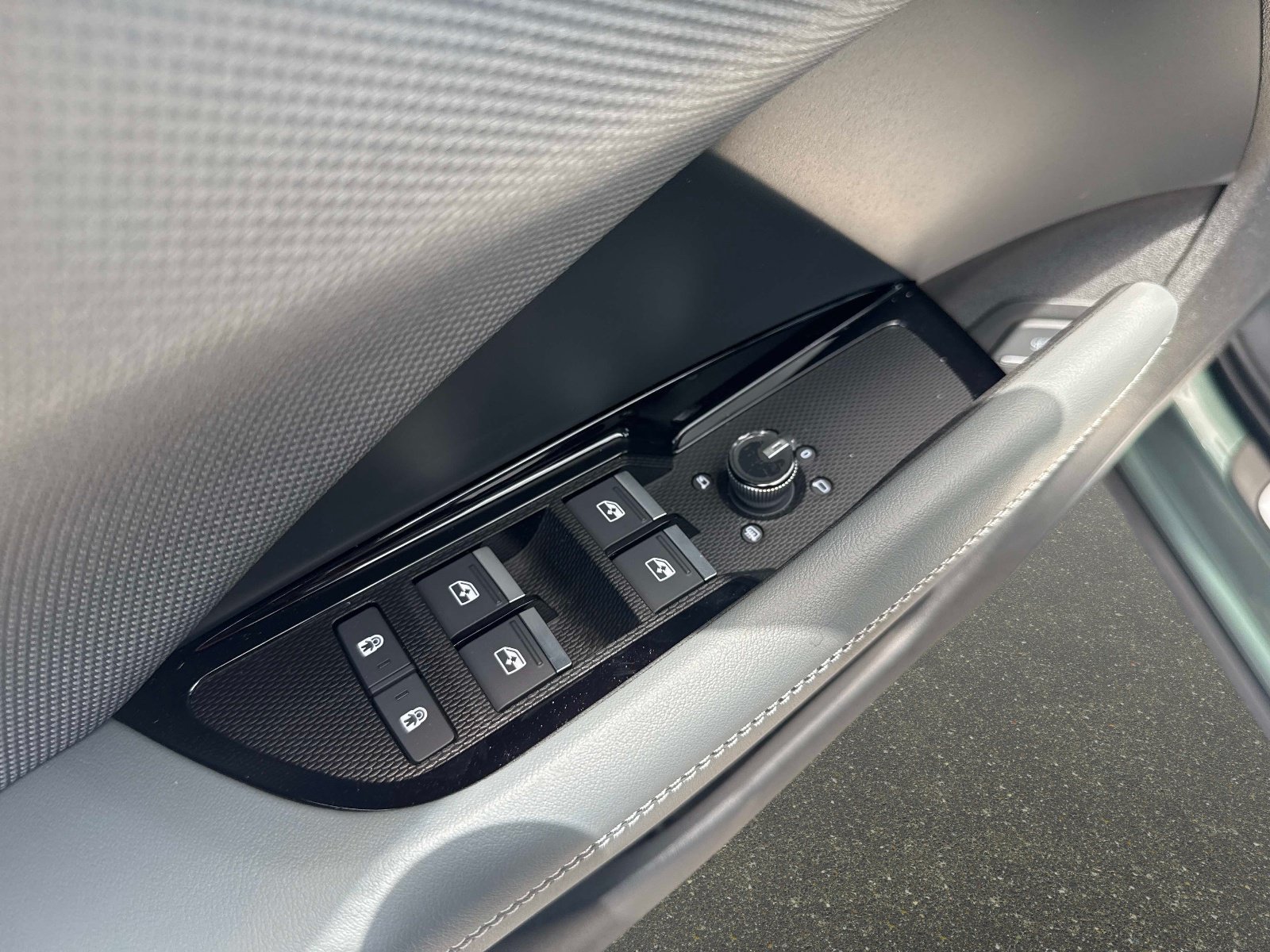 New 2026 Audi Q3 quattro 2.0T AWD/4WD image 18