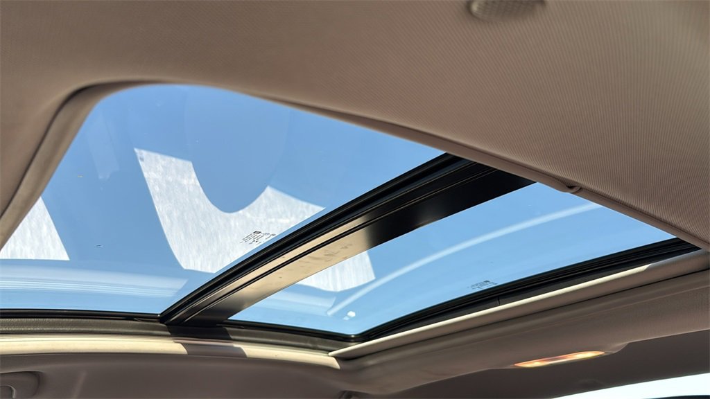 Used 2024 Chevrolet Malibu LT image 27