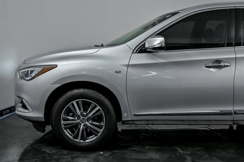 Used 2020 INFINITI QX60 Pure AWD/4WD image 6