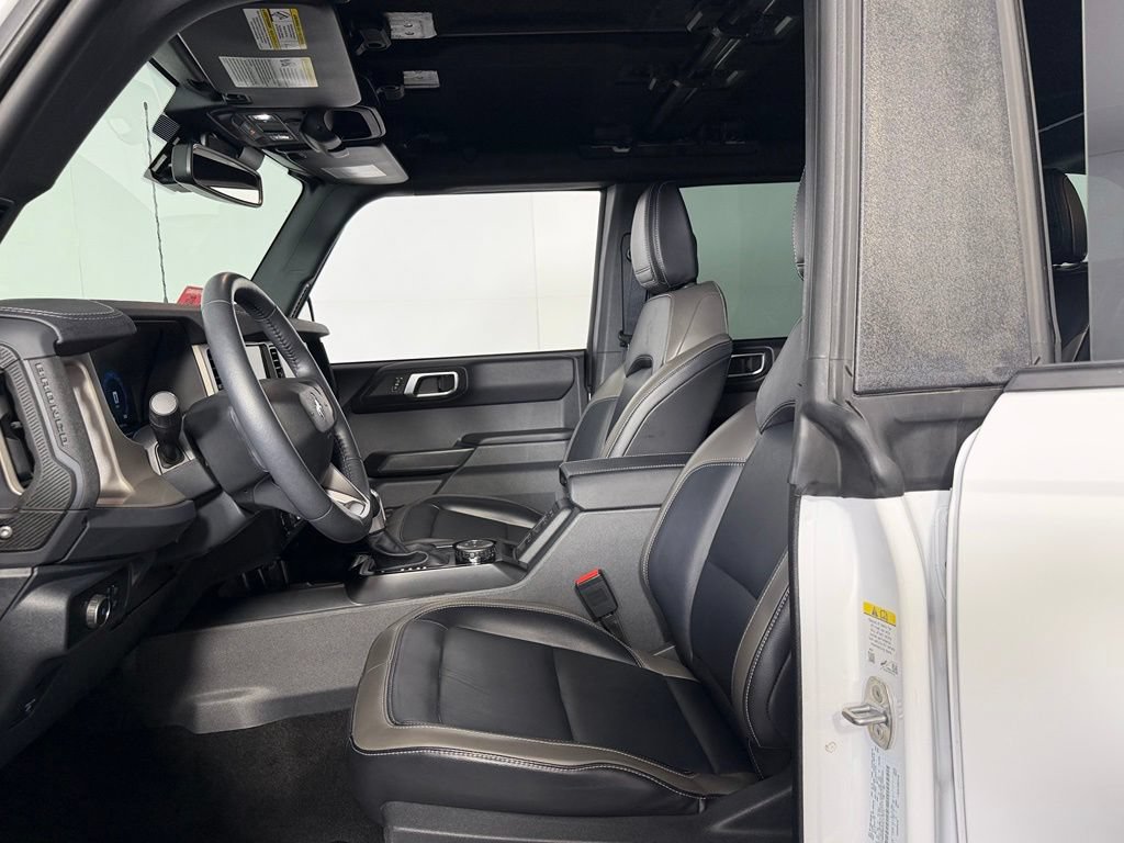 Used 2025 Ford Bronco Outer Banks AWD/4WD image 22