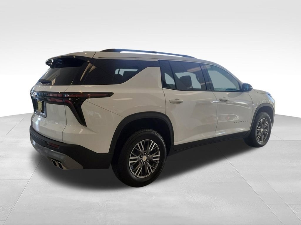 New 2026 Chevrolet Traverse LT w/ LPO, Floor Liner Package image 6