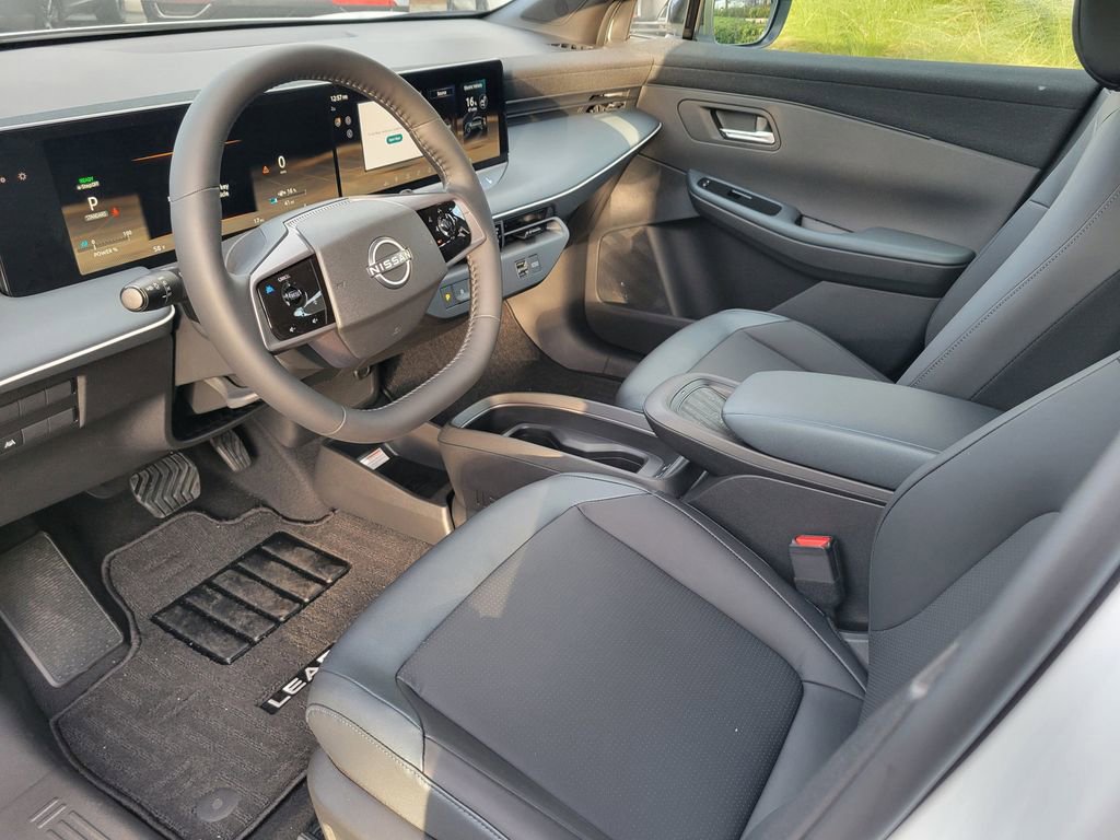 New 2026 Nissan Leaf SV+ w/ Floor Mat Package (SV+) image 7