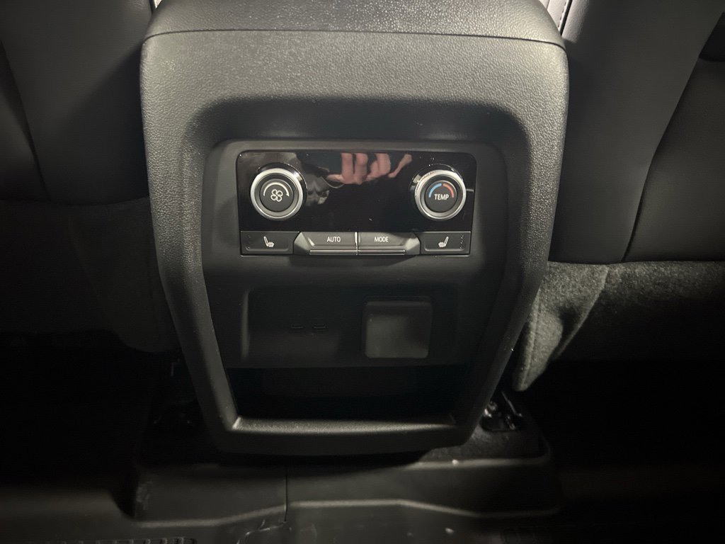 New 2026 Buick Enclave Avenir w/ Super Cruise Package image 24