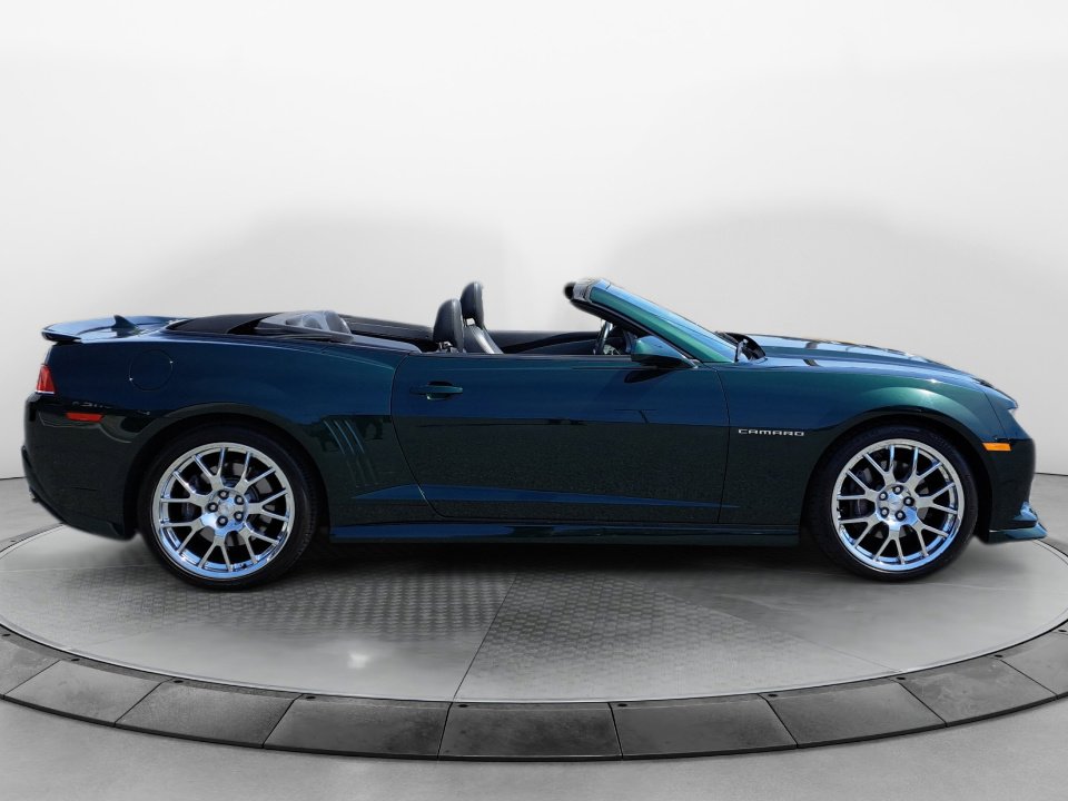 Used 2015 Chevrolet Camaro SS w/ Green Flash Special Edition RWD image 7