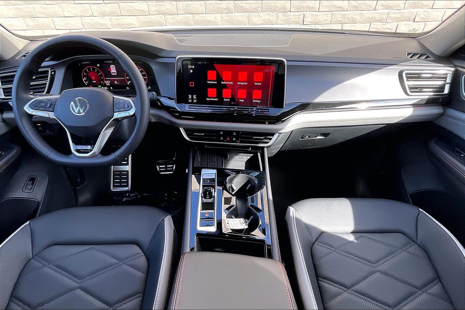 New 2026 Volkswagen Atlas Peak Edition AWD/4WD image 4
