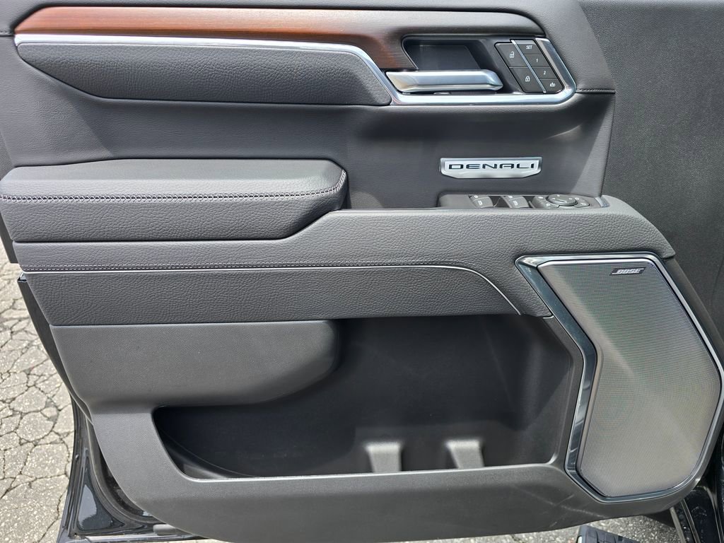 New 2025 GMC Sierra 1500 Denali w/ Denali Reserve Package image 35