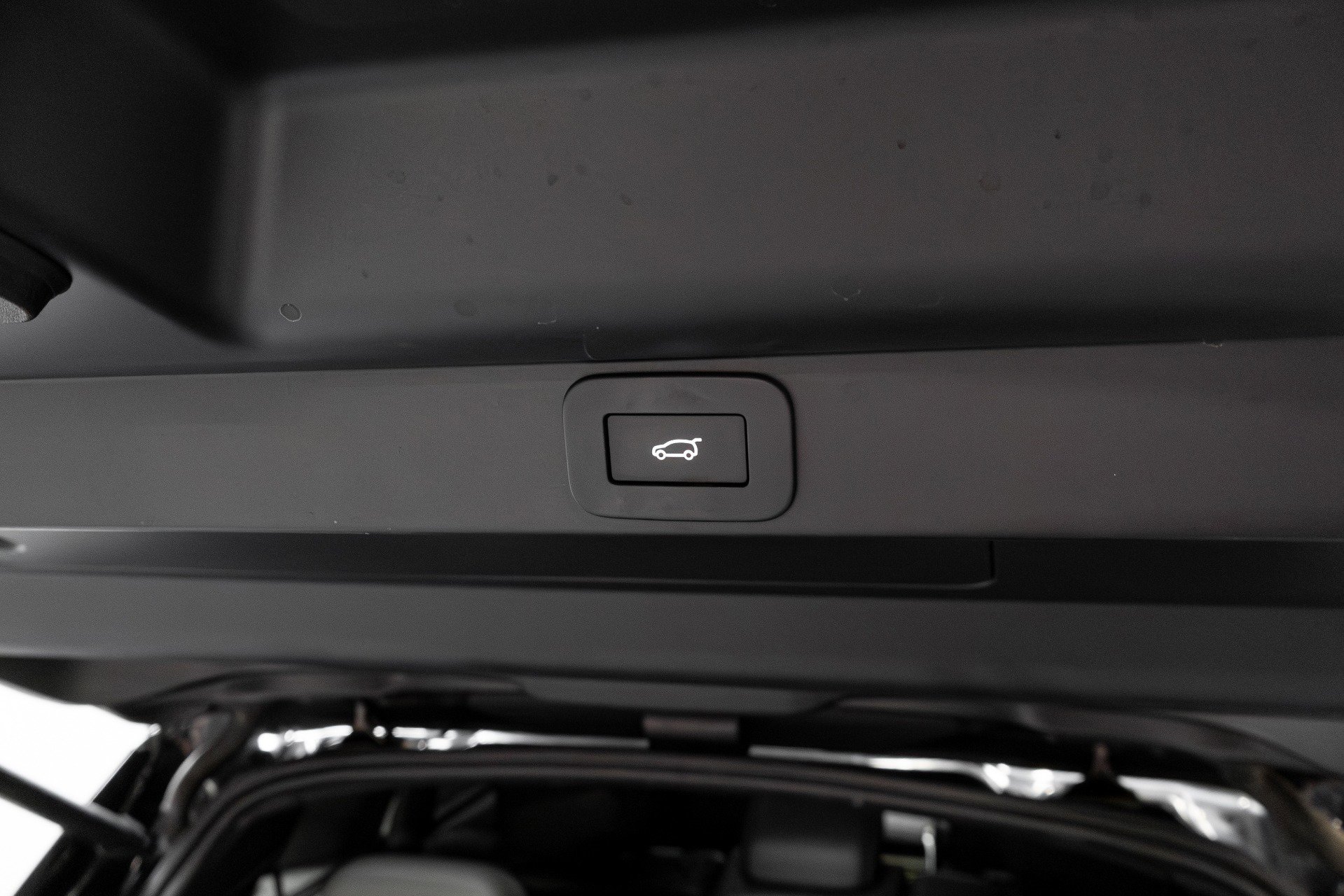 Used 2023 Land Rover Range Rover Long Wheelbase SE image 46