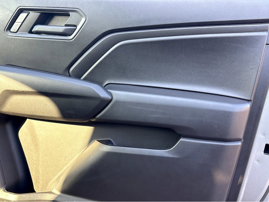 Certified 2024 Chevrolet Colorado W/T RWD image 11