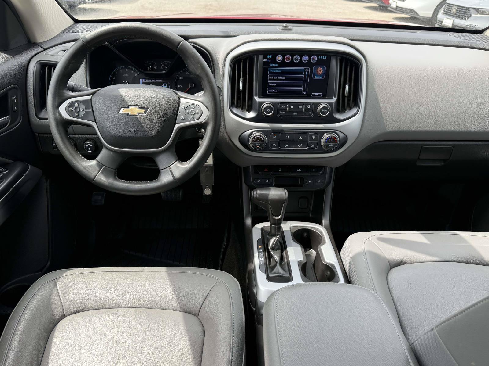 Used 2018 Chevrolet Colorado LT w/ Luxury Package, Chrome AWD/4WD image 2