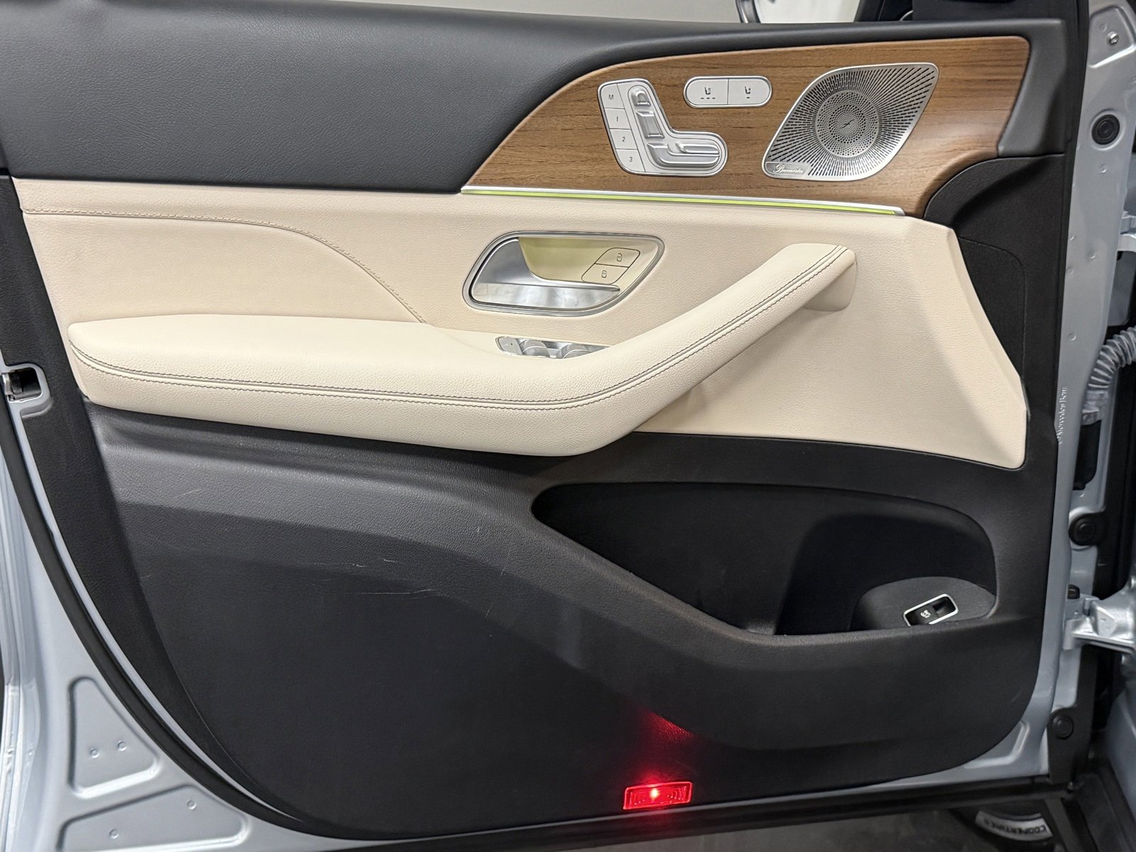 Used 2022 Mercedes-Benz GLE 350 4MATIC image 21