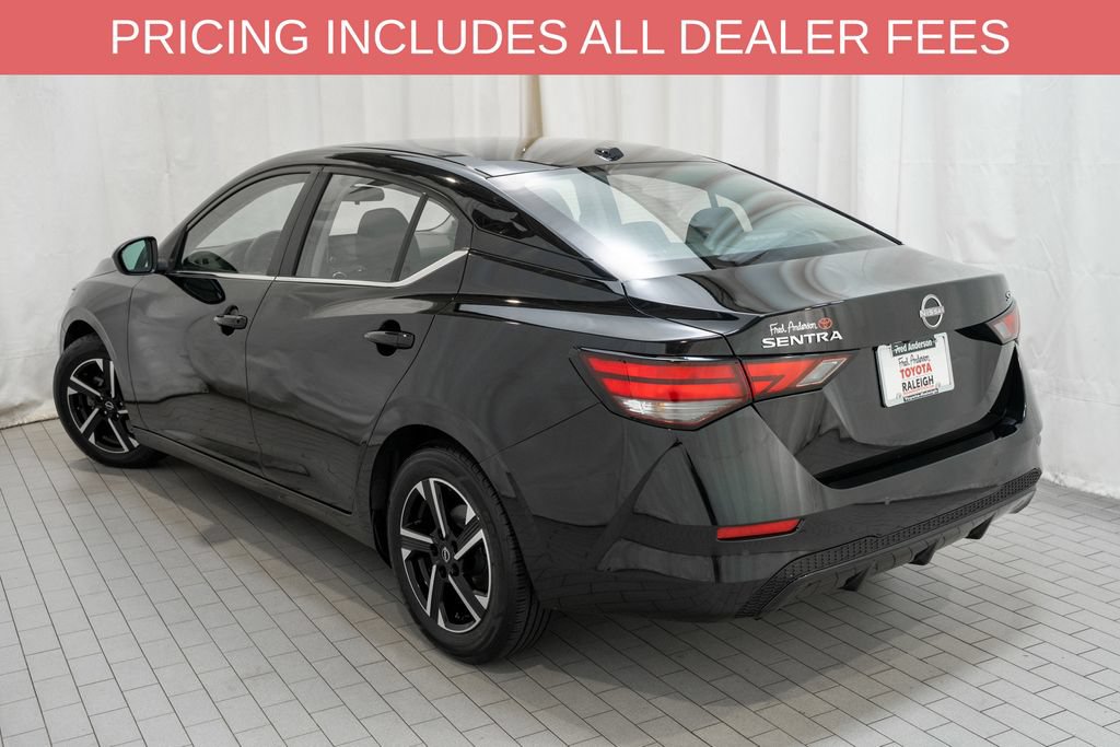 Used 2024 Nissan Sentra SV FWD image 3