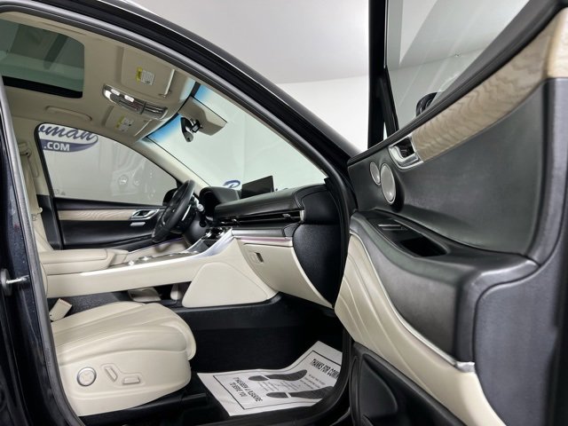 Used 2022 Genesis GV80 2.5T w/ Advanced Package 02 image 17