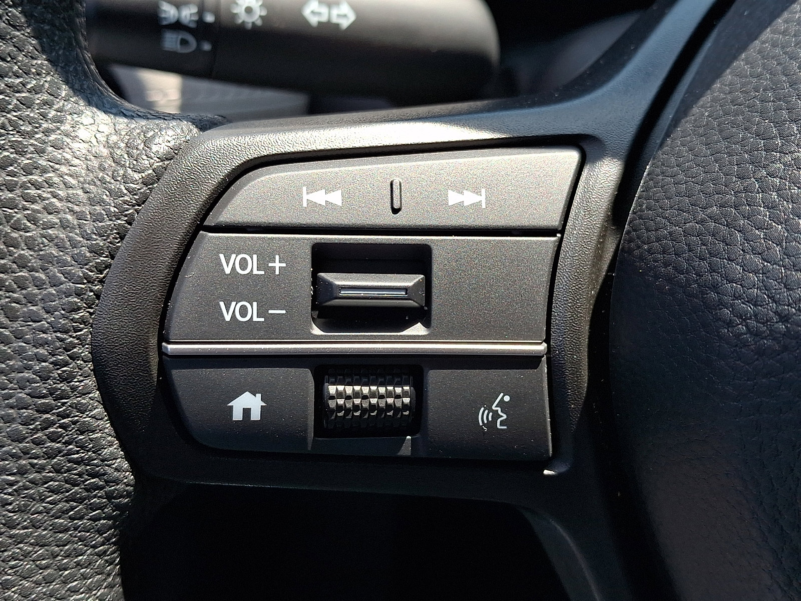 Certified 2026 Honda HR-V LX image 21