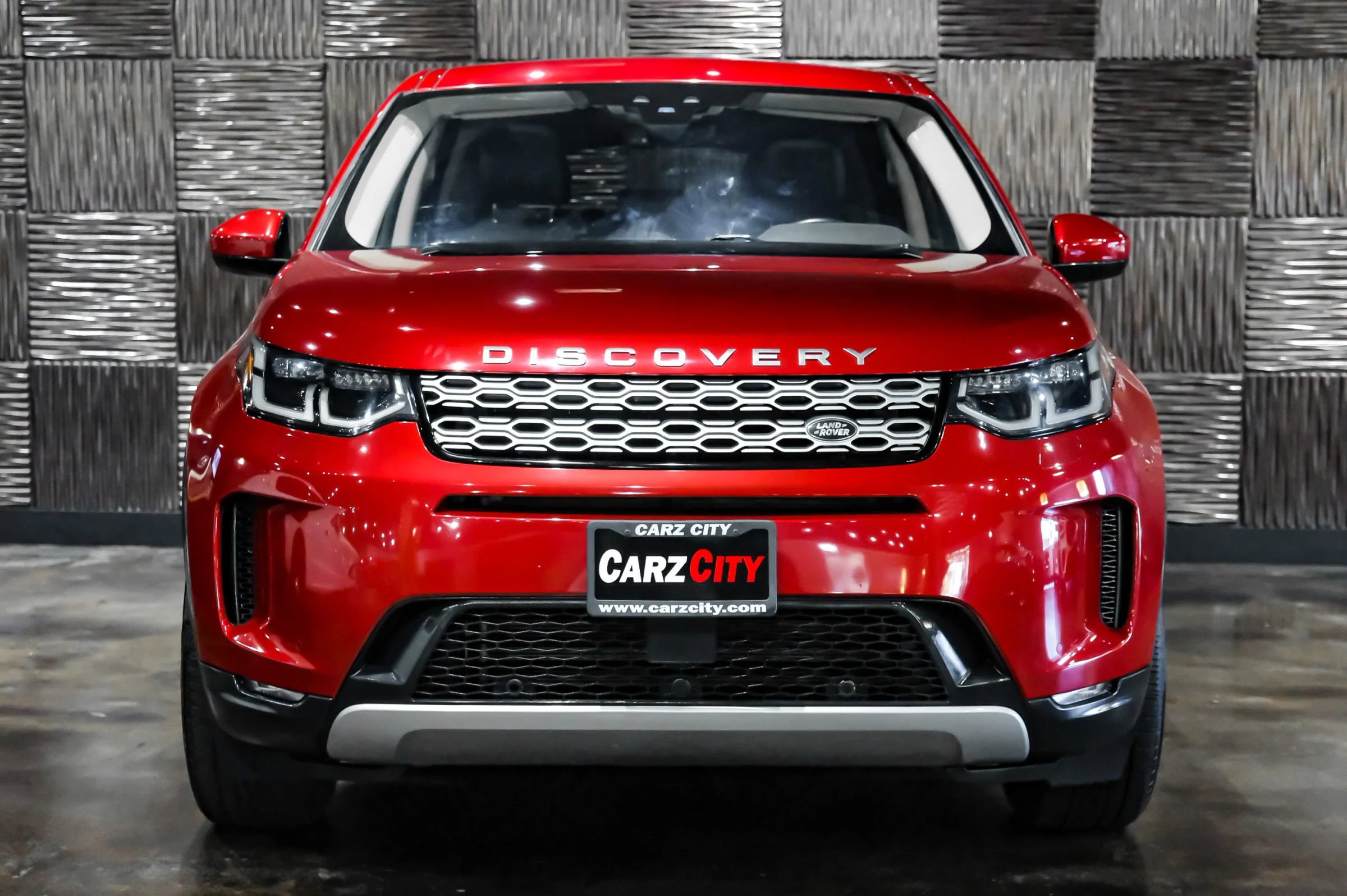 Used 2020 Land Rover Discovery Sport SE AWD/4WD image 8