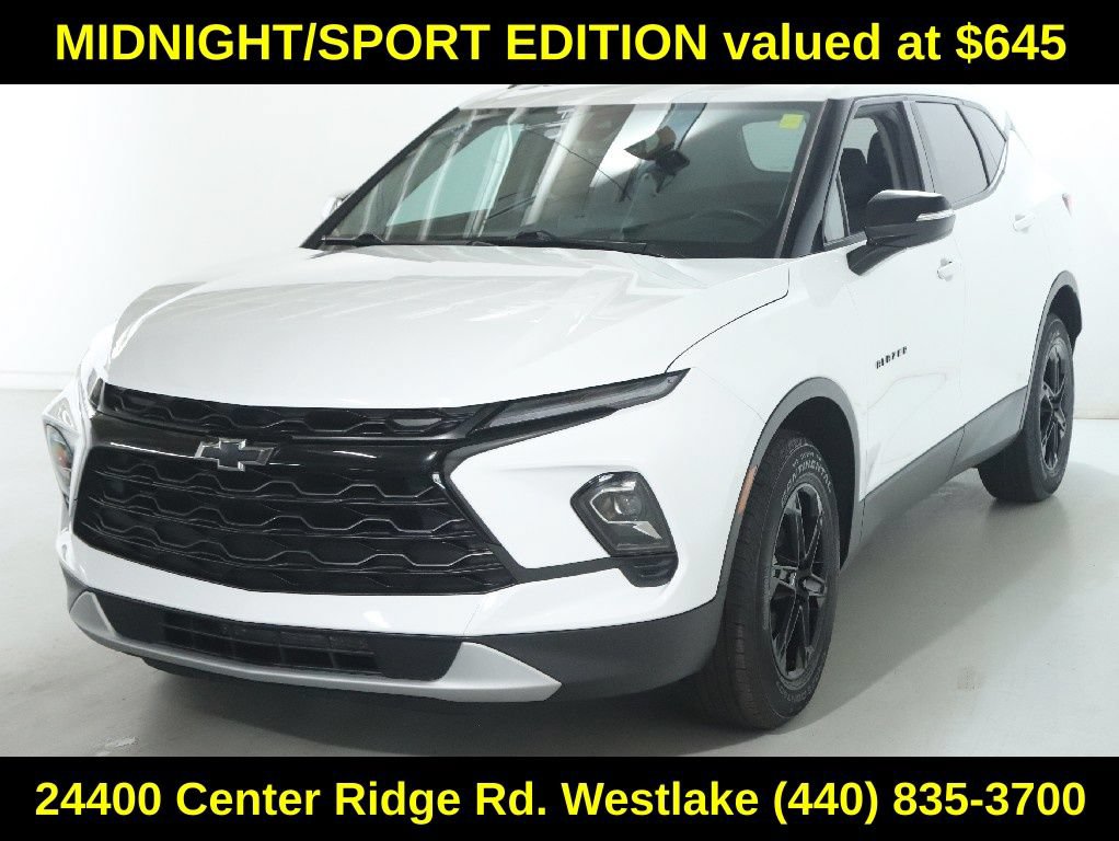 Used 2023 Chevrolet Blazer LT w/ Midnight/Sport Edition FWD image 4