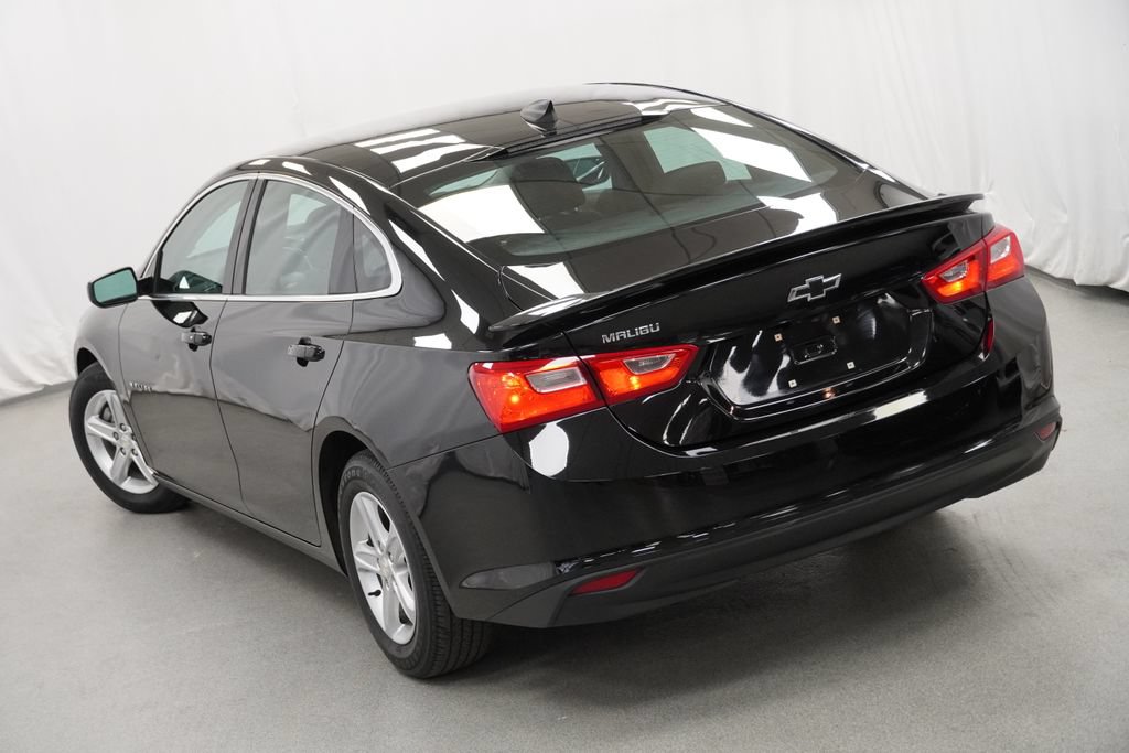 Used 2022 Chevrolet Malibu LS FWD image 12