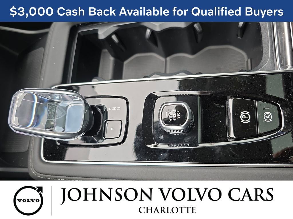 New 2026 Volvo XC90 B6 Plus w/ Protection Package Premier image 28