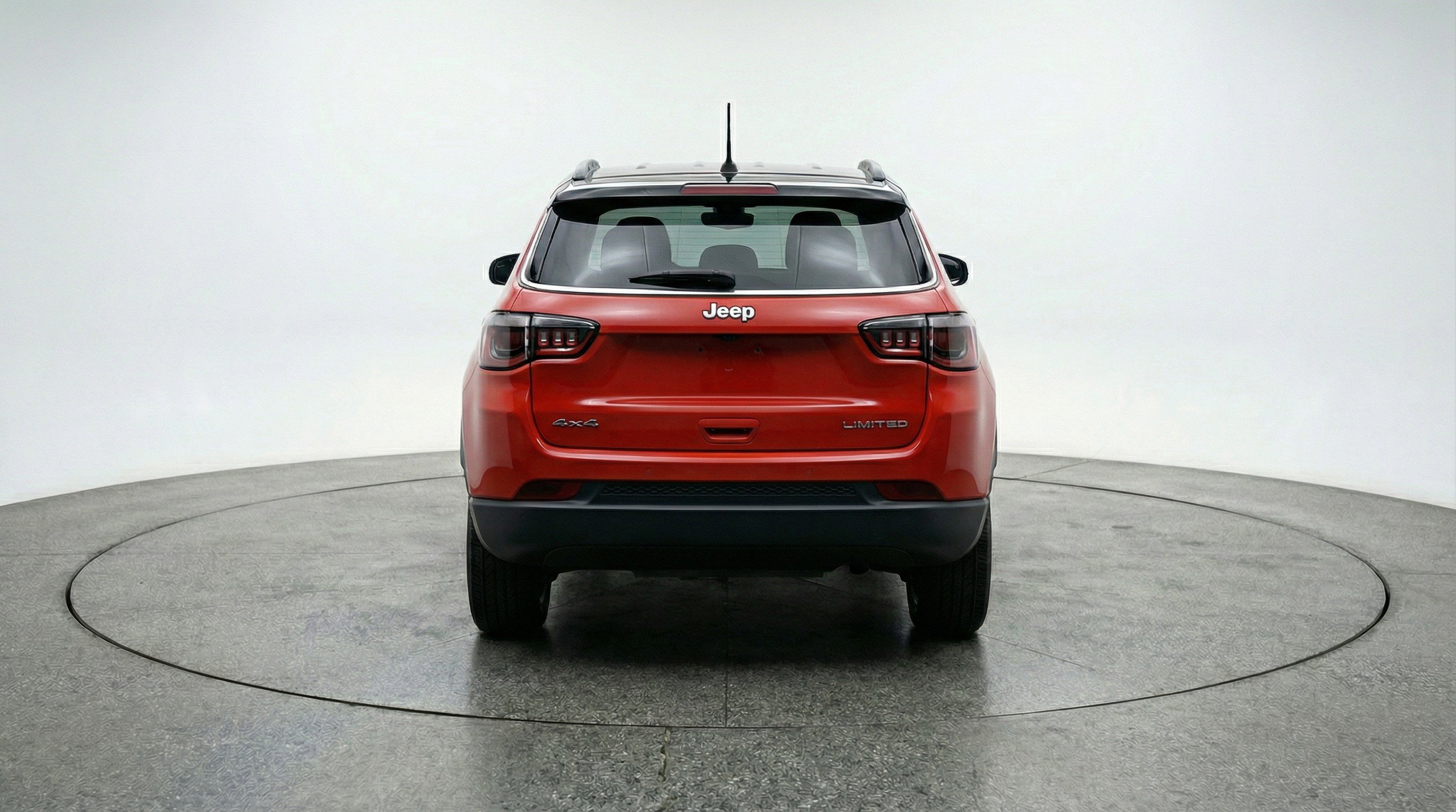 Used 2025 Jeep Compass Limited AWD/4WD image 7