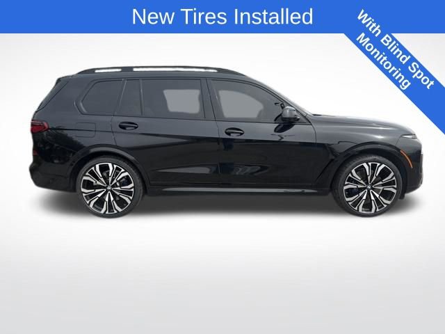 Used 2023 BMW X7 xDrive40i w/ M Sport Package AWD/4WD video 2