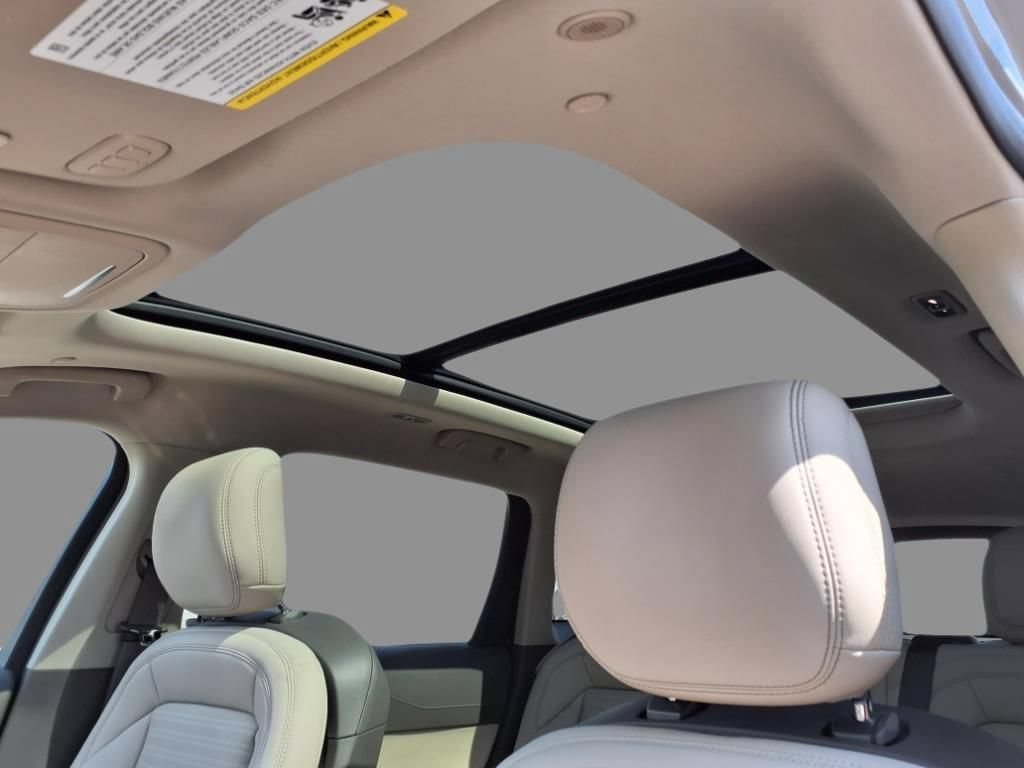 New 2025 Lincoln Nautilus Reserve w/ Jet Appearance Package AWD/4WD image 18