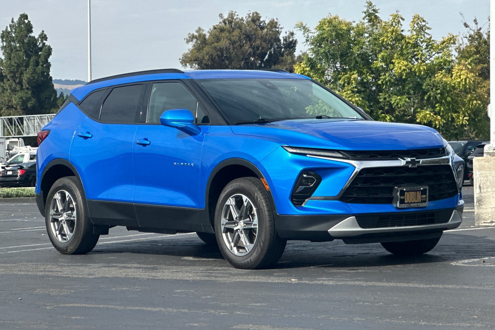 Used 2024 Chevrolet Blazer LT w/ Convenience Package FWD image 2